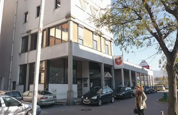 Občina  si namerava z zasebnikom razdeliti prostore v stavbi, dobiti nekdanjo diskoteko in poiskati najemnika, ki bi oživil nekdaj priljubljeno plesišče 