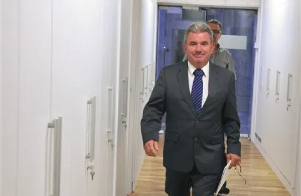 Vlada si je za cilj postavila reformo trga dela pod streho spraviti do 1. januarja