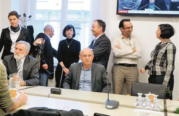 Poslanci PS v pričakovanju informacij z zaslišanja njihovih kolegov
