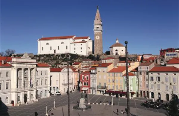 Piran bo jutri gostil že 30. Piranske arhitekturne dneve s svetovno znanimi arhitekti, ki letos potekajo pod častnim pokroviteljstvom rektorja Univerze v Ljubljani dr. Radovana Stanislava Pejovnika 