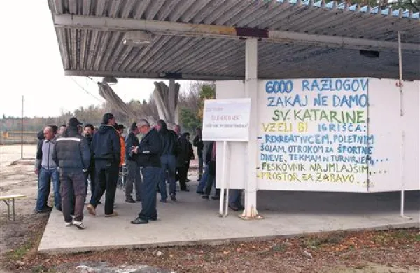 6000 razlogov, zakaj ne dajo Sv. Katarine