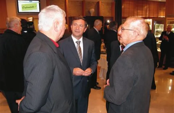 Karl Erjavec 