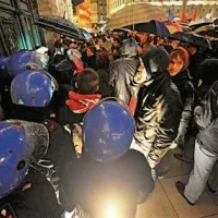 Trst protestira: Uplinjevalnika nočemo!