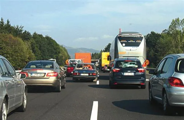 Avtomobilski izpusti  lahko negativno vplivajo na srce in ožilje, pljuča, ledvice, vranico in kri