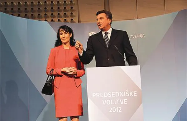Izvolitev Boruta Pahorja za predsednika republike je precej odmevala  na tujem, od koder prihajajo tudi  čestitke zmagovalcu