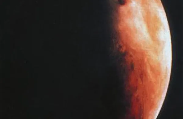 Ameriška vesoljska agencija Nasa je  napovedala, da bo leta 2020 na Mars poslala nova raziskovalna robota, po letu 2030 pa načrtuje, da bo proti rdečemu planetu že poslala tudi prvo človeško misijo