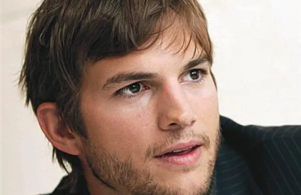Sundance bo sklenil film o Steveu Jobsu, v katerem je vlogo soustanovitelja računalniškega proizvajalca Apple prevzel Ashton Kutcher