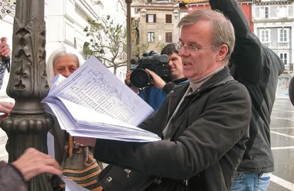 V imenu civilne iniciative je podpise na občino vložil Marko Zorman