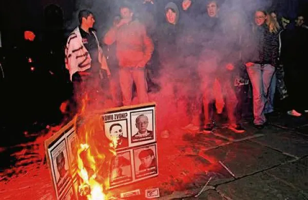 Na koprskih protestih približno 700 ljudi