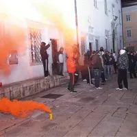 Brez dimnih “bombic” tokrat v Kopru ni šlo