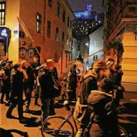 Ljubljanski protestniki  tudi pred magistratom