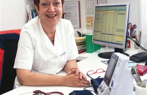 Ljubica Kolander Bizjak: “Kronični srčni in tudi pljučni bolniki se morajo zavedati, da za njihovo zdravje ni primerno čiščenje snega. Revmatiki pa že zaradi bolečin tega opravila ne zmorejo.”