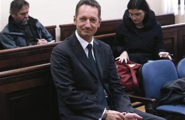 Koprski župan ni priznal krivde za kaznivo dejanje zlorabe uradnega položaja ali pravic, ki naj bi ga zagrešil pri prodaji občinske parcele podjetju Serming