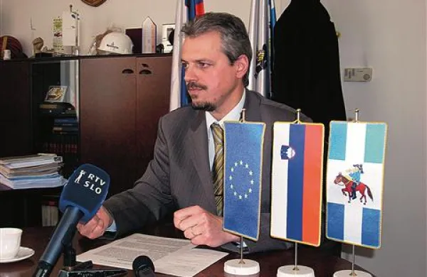 Pivški je najbrž med redkimi slovenskimi župani, ki so za prihodnje leto napovedali višje proračunske prihodke