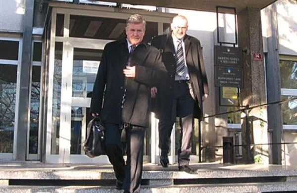 Na novogoriškem okrožnem sodišče se je z današnjim preobravnavnim narokom začelo sojenje nekdanjemu predsedniku uprave Primorja Dušanu Črnigoju