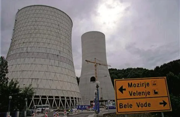 Odbor DZ za zunanjo politiko je na današnji seji soglasno podprl predlog zakona o ratifikaciji poroštvene pogodbe med Slovenijo in Evropsko investicijsko banko za del kredita za izgradnjo šestega bloka Termoelektrarne Šoštanj