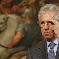 Mario Monti je odstopil s premierskega položaja