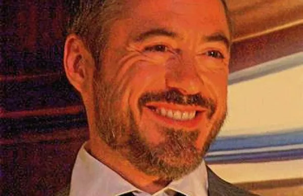 Igralec Robert Downey Jr. je po poročanju revije Forbes najbolj dobičkonosen igralec leta 2012