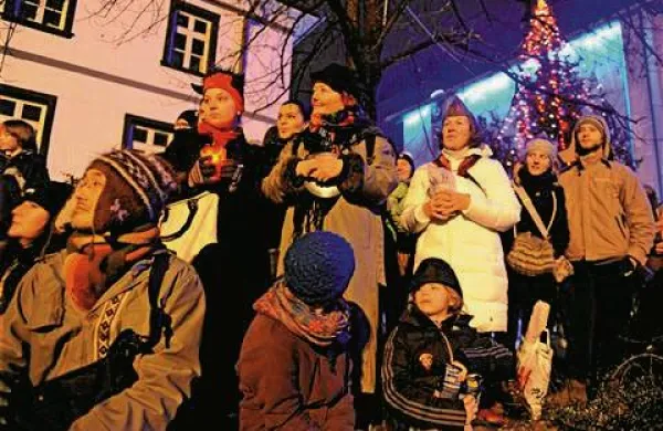 Protestival ob državni proslavi