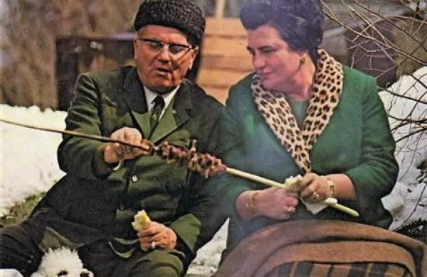 Nekdanja dolgoletna prva dama SFRJ Jovanka Broz je v intervjuju, objavljenem v zadnji izdaji Slobodne Bosne, odprla svojo dušo