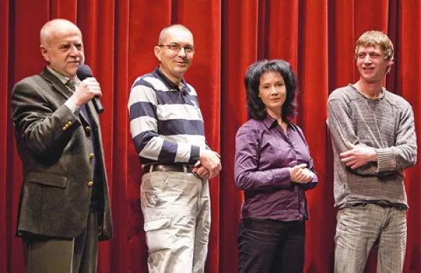 Z leve Stane Sušnik, snemalec Andrej Hefferle, režiserka Petra Hauc in Borut Benedejčič