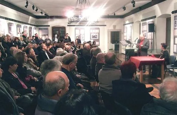 Muzeju je ob 60. obletnici voščil župan Matej Arčon, slavnostno nagovoril pa dr. Branko Marušič. 
