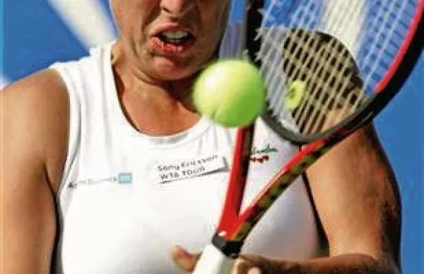 Klepačeva izpadla med dvojicami v Shenzhenu
