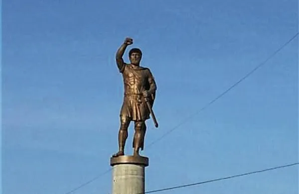 Makedonci protestirajo proti zapravljanju za  spomenike