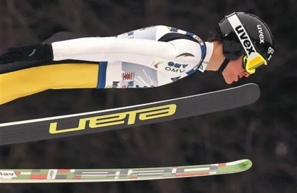 Peter Prevc je v Innsbrucku zablestel s petim mestom