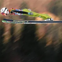 Jaka Hvala je potrdil, da sodi v svetovni vrh smučarskih skakalcev