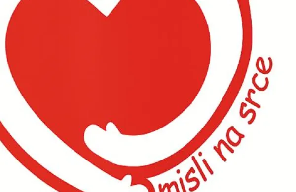 Srčno-žilne bolezni so vzrok smrti približno  55 odstotkov žensk pri nas, kar je višji delež kot pri moških