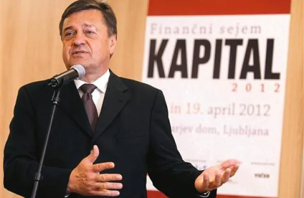 Janković: neprijavljenih 2,4 milijona evrov 