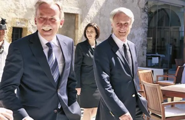 Hrva&scaron;ki tisk: Zdaj se Sloveniji mudi pri re&scaron;evanju spora o LB