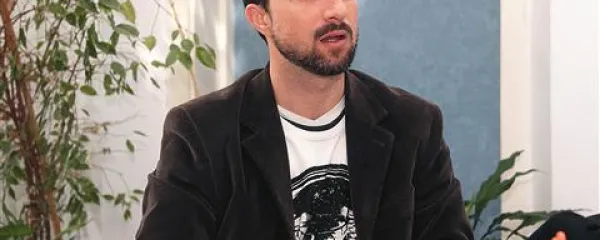 &ldquo;Mediji so iz politikov naredili medijske zvezde&rdquo;