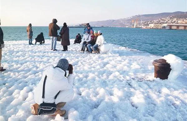 Tražačane je obilen sneg presenetil lani februarja