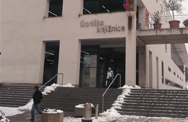 Osrednjo knjižnico na Goriškem je lani obiskalo pol milijona uporabnikov 