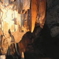 Častitljivega jubileja svetovno znane turistične atrakcije iz Postojne se bodo še posebej razveselili numizmatiki in filatelisti