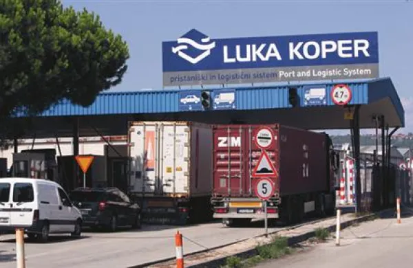 Luka Koper: Najprej bodo preverili kandidate, sledi skup&scaron;čina