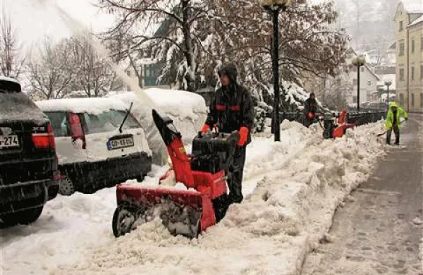 Na Idrijskem imajo že 70 centimetrov snega