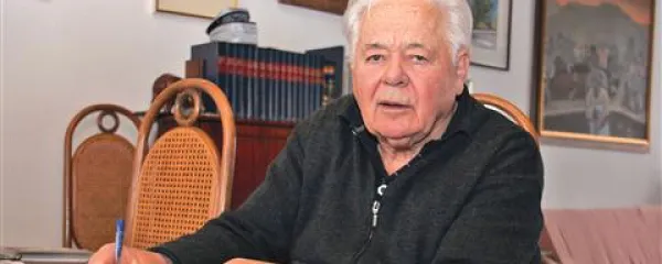 Vladimir Kavčič: “Kot mlad človek sem verjel, da je svet mogoče urediti in da bodo ljudje po silnih vojnah in trpljenju vendarle našli boljši način sporazumevanja. Nisem več tako prepričan. Mislim, da se bodo stari vzorci kljub vsemu še ponavljali.”
