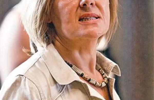 Simona Goriup, stečajna upraviteljica: “V stečajni masi teh zemljišč ni. Formalno je Kraški zidar res vpisan kot lastnik teh, a se zavedamo,  da to ni naše. Razen, če bi ugotovili, da je Kraški zidar to kupil.”