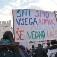 Jasno sporočilo vladi: Borili se bomo naprej!