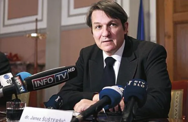 Finančni minister v odstopu Janez Šušteršič je pred odhodom z ministrstva pripravil predlog zakona o davku na sladke pijače