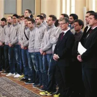 Slovensko rokometno reprezentanco sta sprejela  predsednik države Borut Pahor ter minister za izobraževanje, znanost, kulturo in šport Žiga Turk 