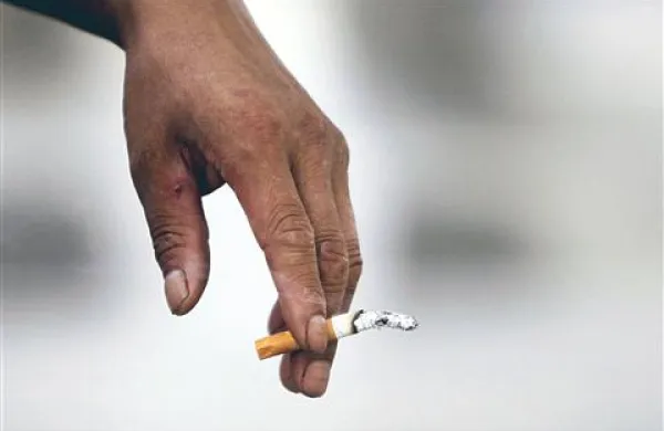 Med kadilci prevladujejo moški in manj izobraženo prebivalstvo ter mladi