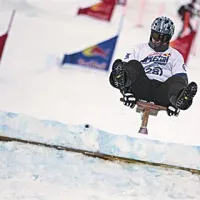 Na Snežnem stadionu pod mariborskim Pohorjem je včeraj bil drugi Red Bull Pležuh 4 Cross, tekmovanje pležuharjev v štirikrosu