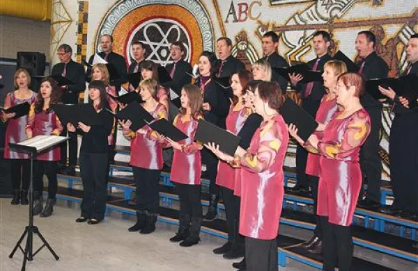 Revija  zborov Idrijske in Cerkljanske