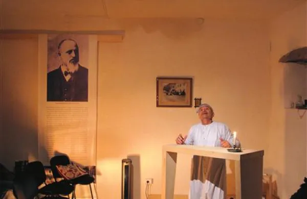 Uprizoritev monodrame o Levstiku je ena od dejavnosti obujanja kulturnega dogajanja na Štrekljevi domačiji