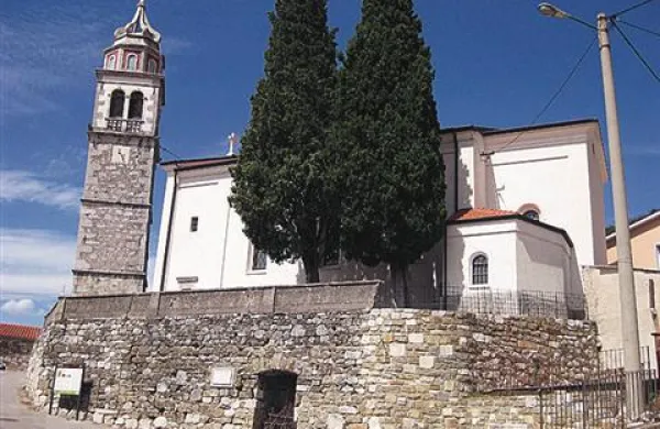 V Črnem Kalu pri Kopru bo v nedeljo v cerkvi Svetega Valentina po maši že deseto leto zapored blagoslov parov