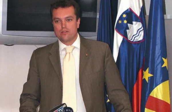 Izvršilni odbor SLS je včeraj zavrnil kandidaturo Larisa Gaiserja za predsednika stranke